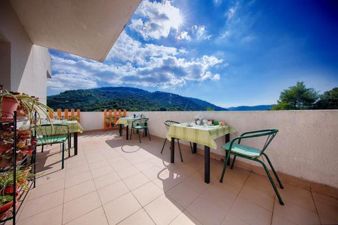 Apartments Bruna Lastovo Bilik gambar