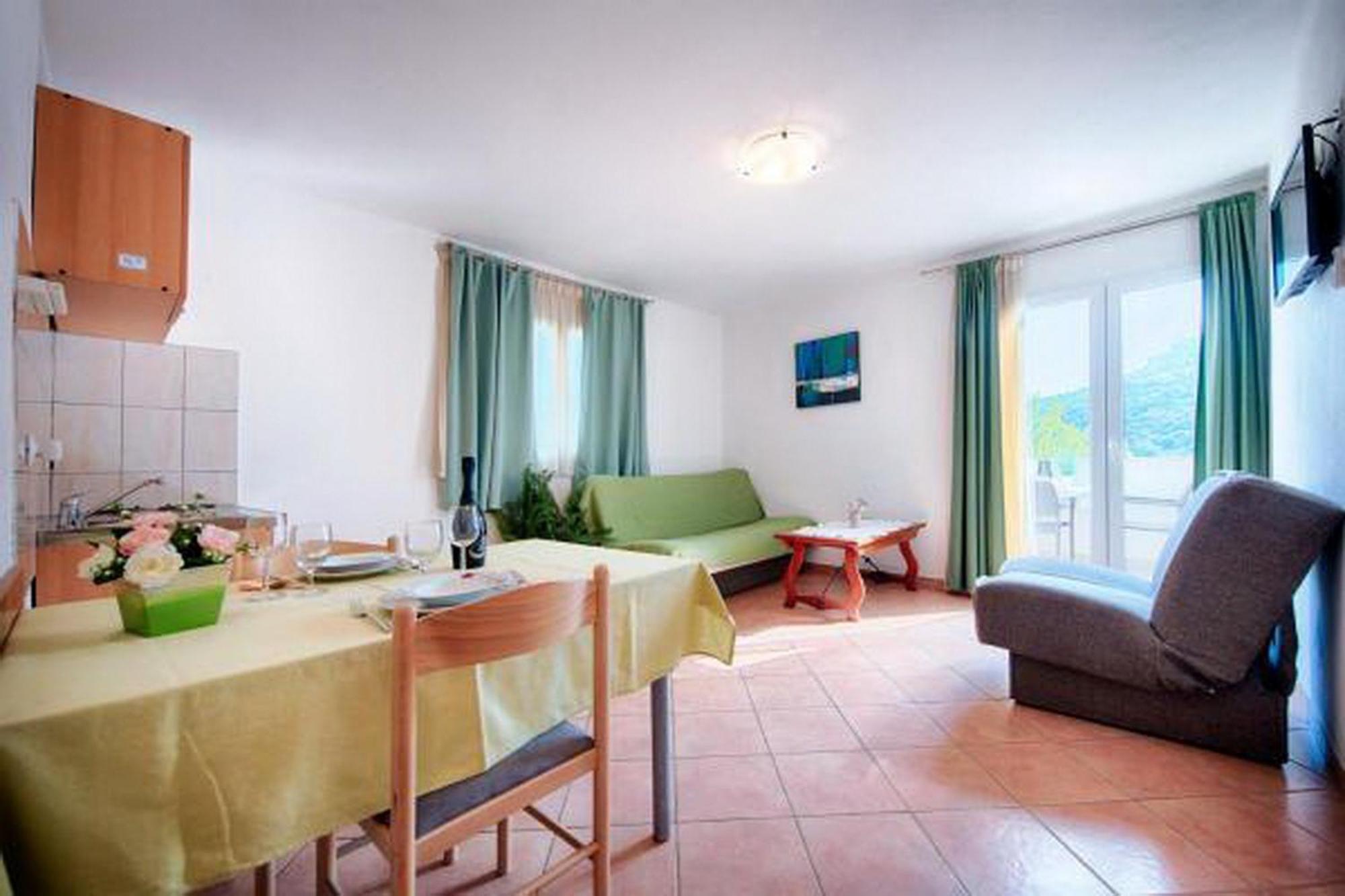 Apartments Bruna Lastovo Bilik gambar
